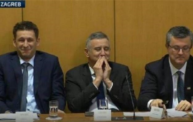 Vlast kao loša sapunica u kojoj se više ne zna ´ko koga jebe