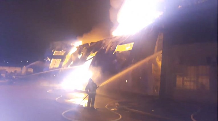 VIDEO Izgorjelo skladište u Oroslavju
