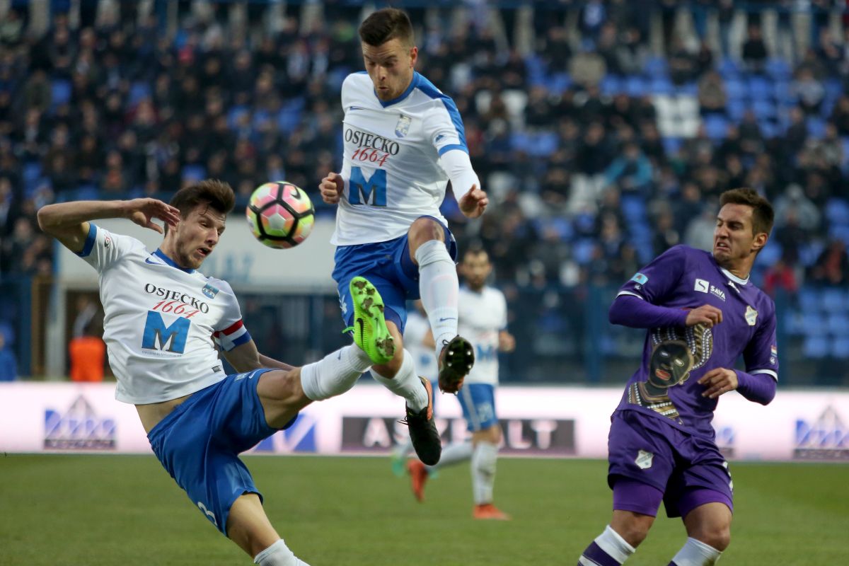 RIJEKA I DINAMO U FINALU KUPA Osijek ispao nakon glupog isključenja i autogola
