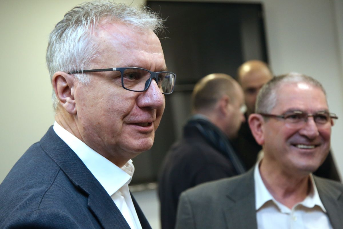 Ostojić dao do znanja da će SDP pregaziti ponos i podržati Anku Mrak Taritaš u Zagrebu