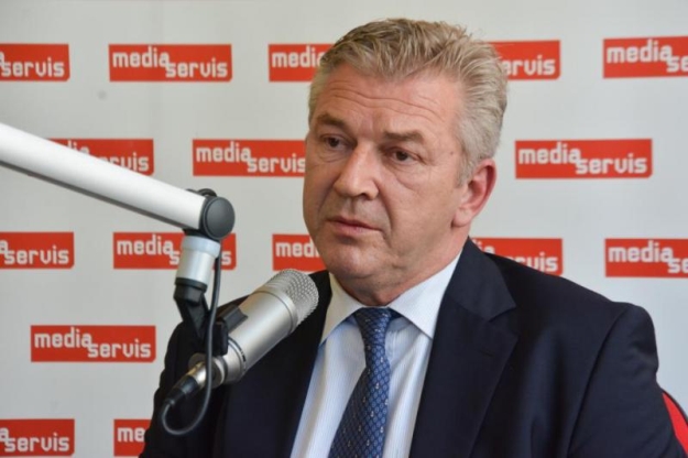 Ostojić: 100 posto smo spremni odgovoriti teroristima, a Brkić? Plagijator ostaje plagijator