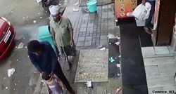 VIDEO Nasred ulice oteo dvogodišnju curicu u Indiji, sve su snimile nadzorne kamere