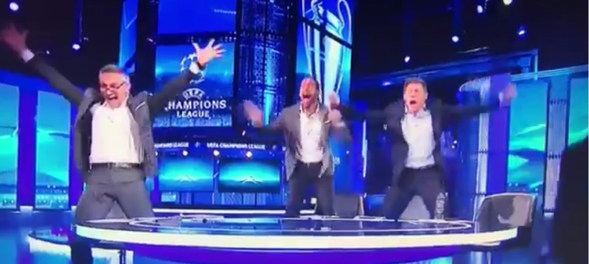 Rio Ferdinand i Michael Owen su urnebesno proslavili šesti Barcin gol