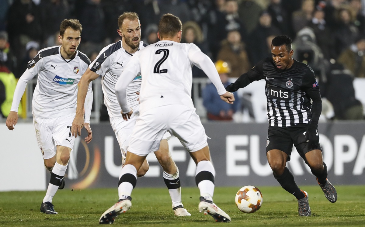 Partizan u završnici ispustio pobjedu protiv Plzena, Lazio pao u Bukureštu