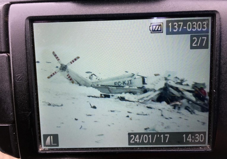Svih šest osoba poginulo u padu helikoptera u Italiji, tijela bila razasuta po snijegu