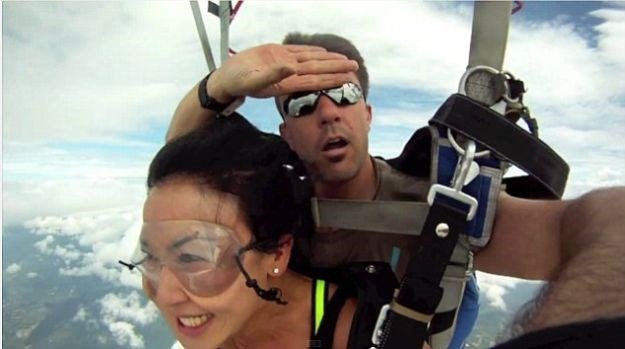 Noćna mora svakog padobranca: Zamalo ih ubio avion iz kojeg su iskočili