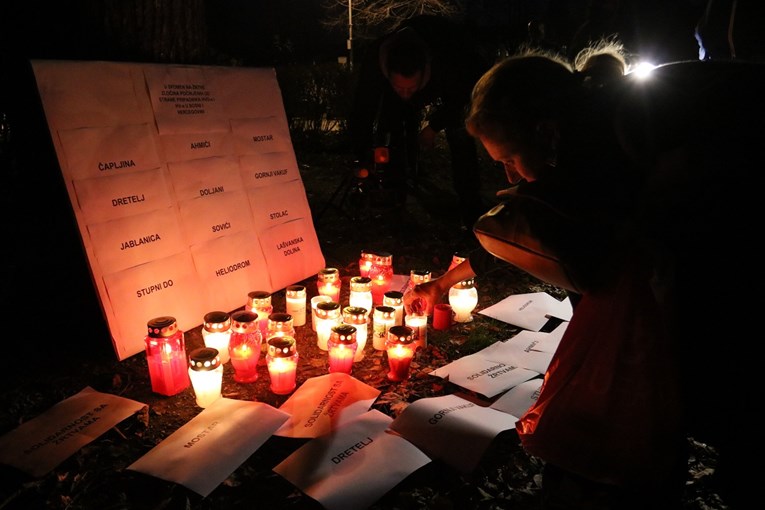 VIDEO U Zagrebu palili svijeće za žrtve HVO-a