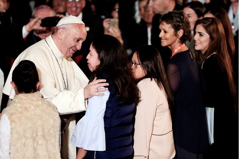 Usred novog skandala s pedofilijom papa Franjo priznao: "Istina je, zakasnili smo"