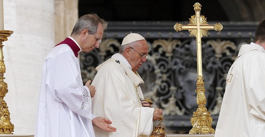 Papa Franjo je danas proglasio četiri nova sveca, po prvi put u povijesti jedan bračni par