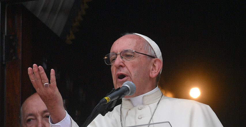 Papa pozvao svjetske čelnike da uspostave mir u Siriji