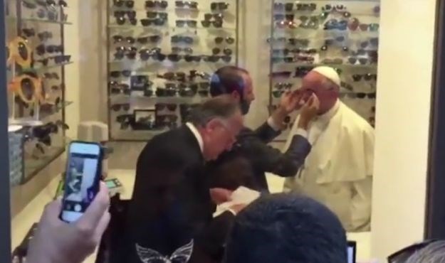 Papa skoknuo u shopping, izazvao totalni kaos