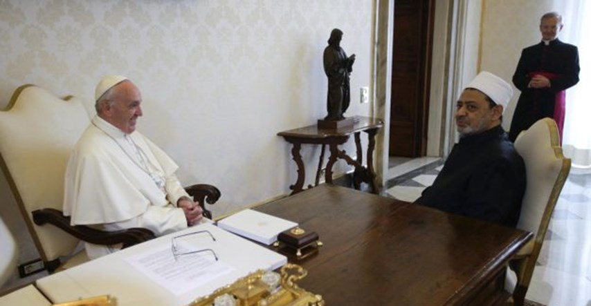Papa i veliki imam Al-Azhara sastali se 10 godina nakon što je Benedikt XVI. govorom zaoštrio odnose