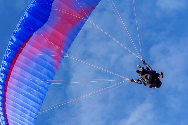 Još dvije nesreće paraglidera u Sloveniji, jedna sa smrtnim slučajem