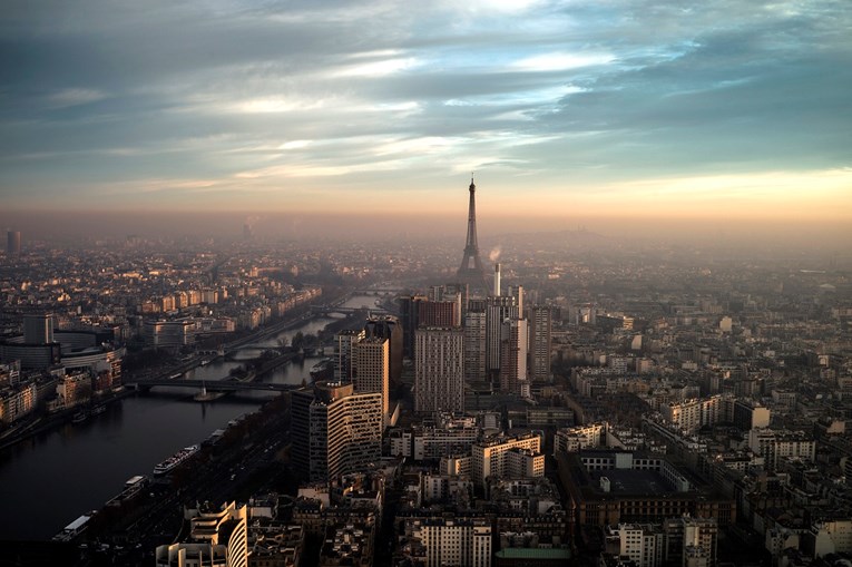 Kako je terorizam uništio turizam u Parizu