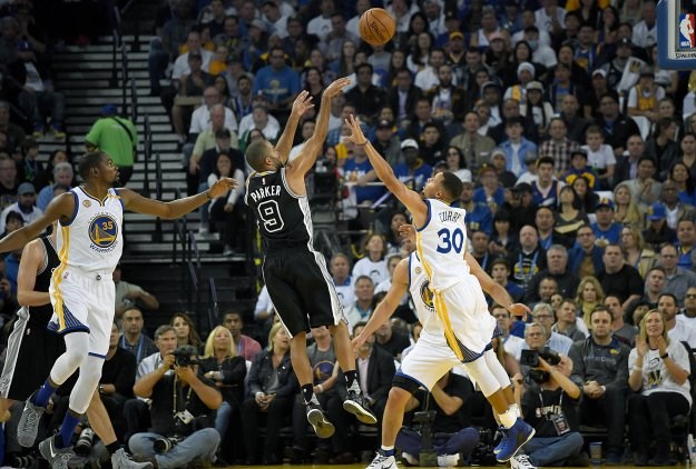 Šok za "Dream Team" već u prvoj utakmici: Spursi s 29 razlike razbili Curryja, Duranta i društvo