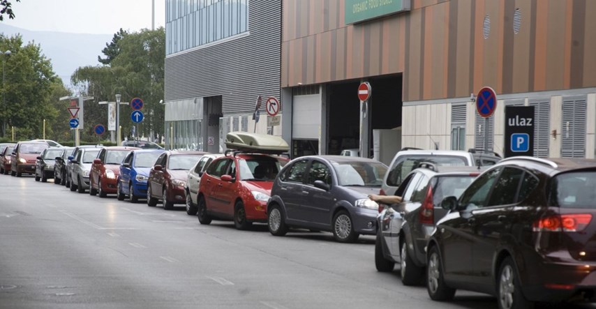 Vozači u svijetu troše milijarde na traženje i preplaćivanje parkinga