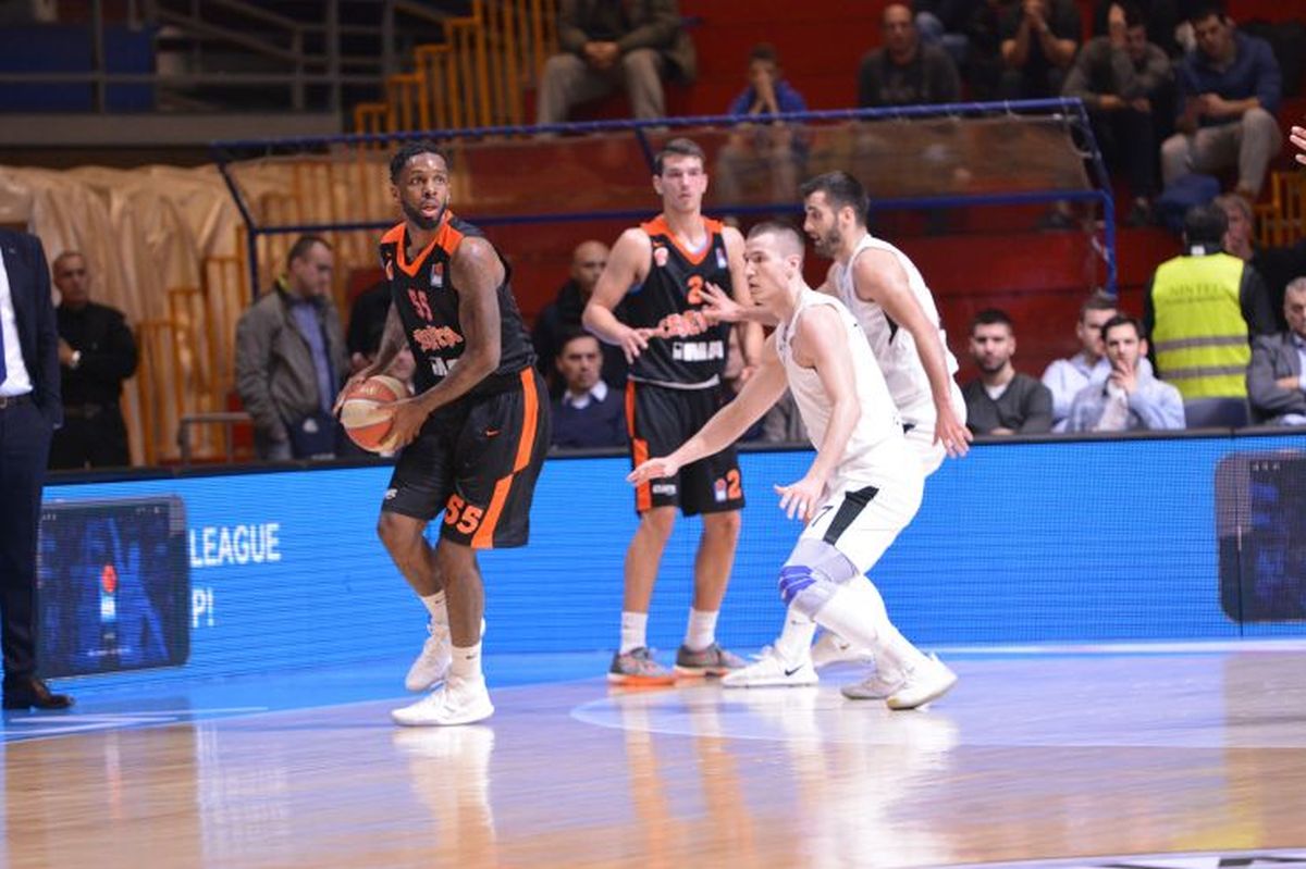 CEDEVITA SRUŠILA PARTIZAN Hrvatski prvak uz 15 trica slavio u Beogradu