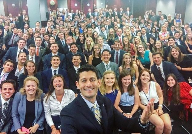 Selfie koji je raspizdio internet: Vodeći republikanac razbjesnio društvene mreže ovom fotkom