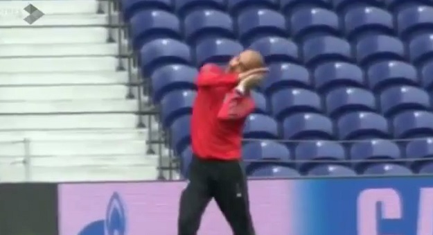 Guardioli se zamjerili i radnici koji održavaju travnjak na stadionu Porta