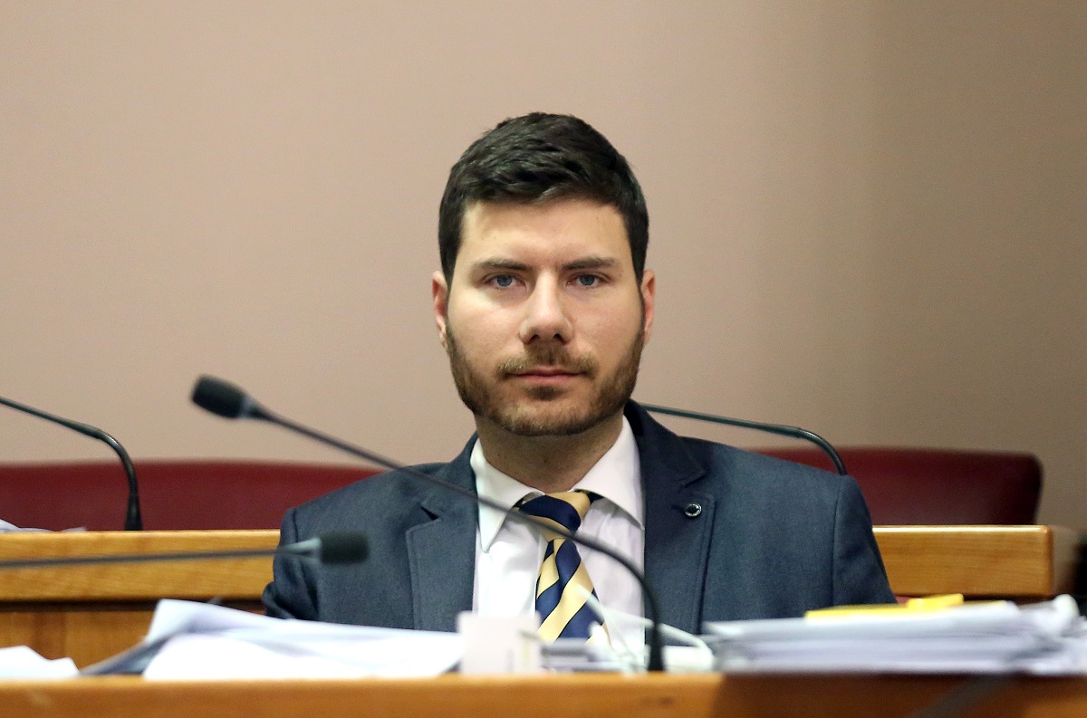 FOTO Pernar poručio pravobraniteljici za djecu: "Ne možete me izbrisati iz njihovih srca"