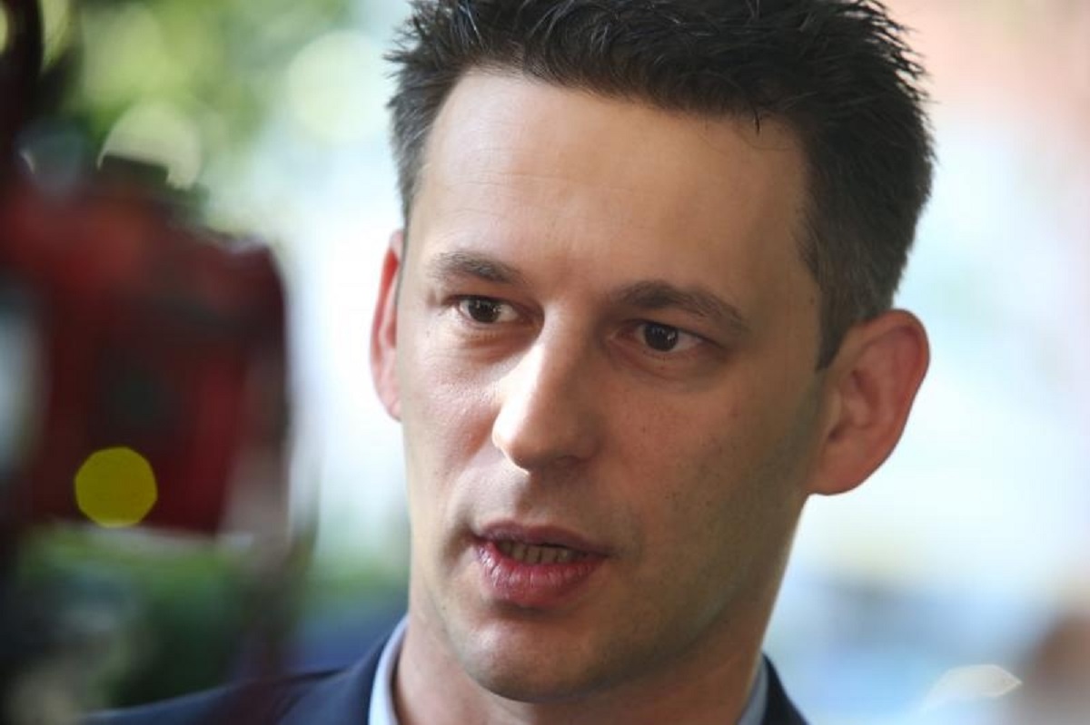 Petrov: Andrej Plenković direktno pogoduje Deutsche Telekomu