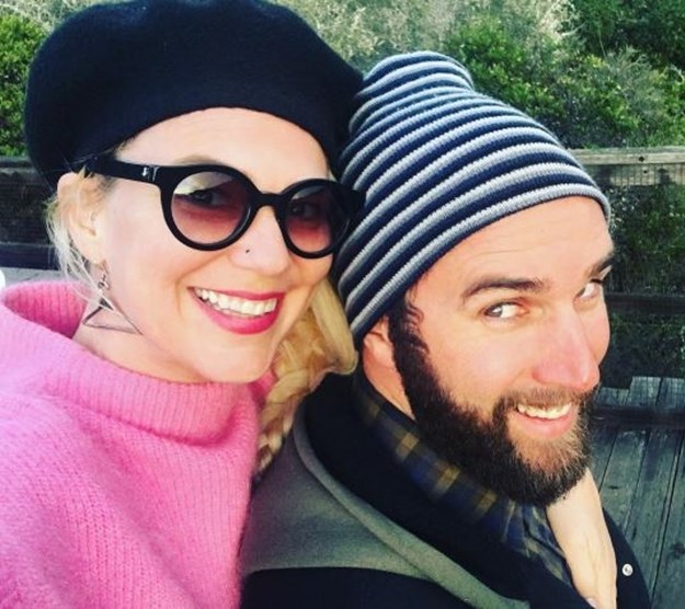 FOTO Naša poznata voditeljica otišla u Ameriku i danas objavila da se udala