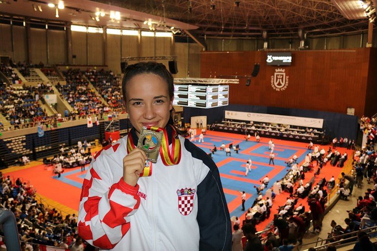 Petra Nuić osvojila broncu za Hrvatsku na kadetskom SP-u u karateu