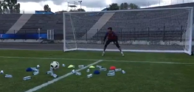 Ovakav trening nikad niste vidjeli: Pogledajte kako se Petr Čech sprema za Hrvatsku