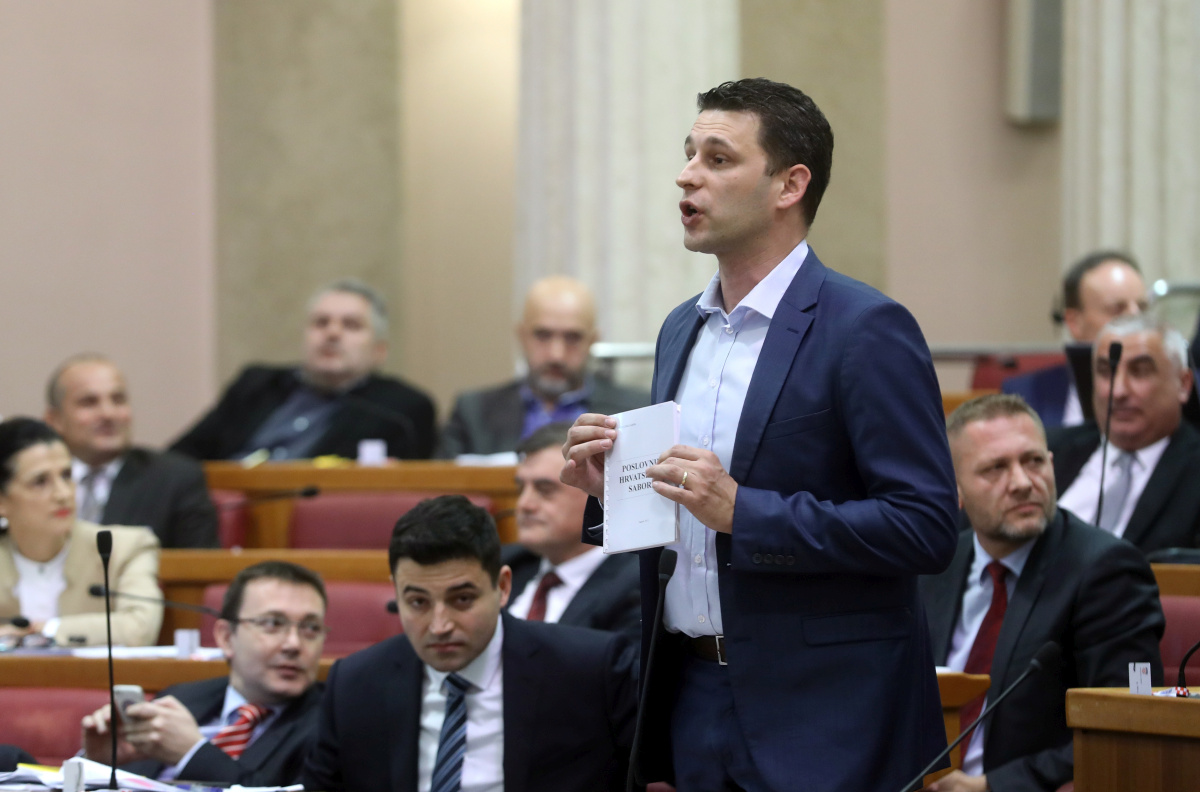 Petrov napao vladu zbog Agrokora: "Hrvati se nisu borili za ovakvu Hrvatsku"