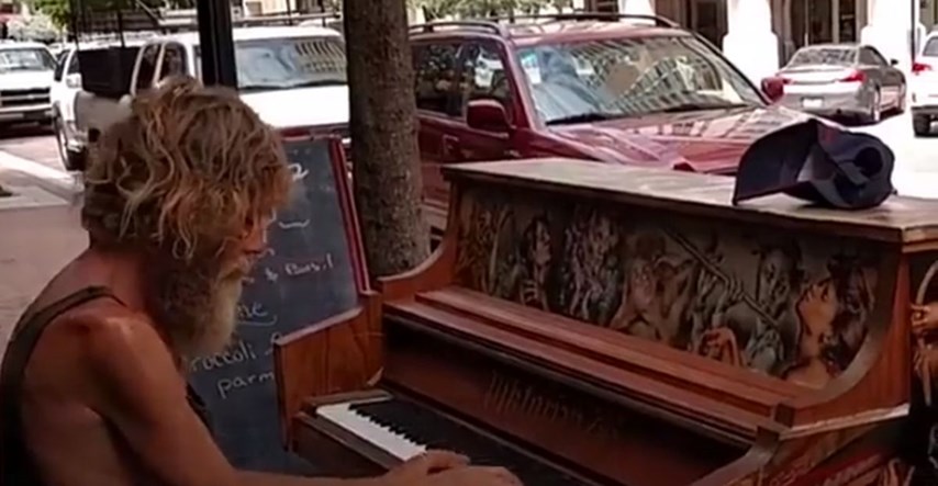 Godinama je bio beskućnik i svirao klavir da preživi, a onda mu je jedan trenutak preokrenuo život