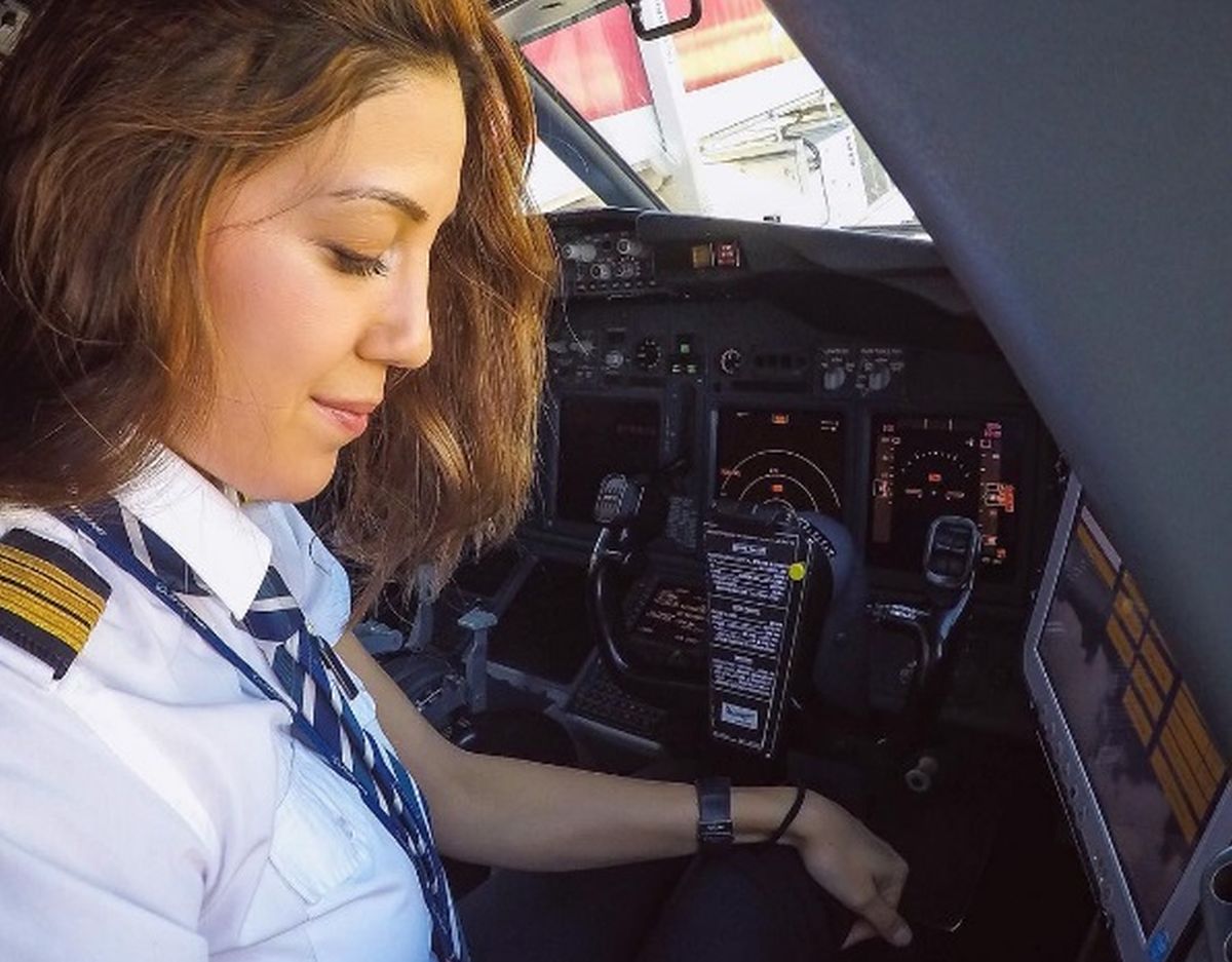 FOTO Upoznajte seksi pilotkinju koja je postala Instagram senzacija