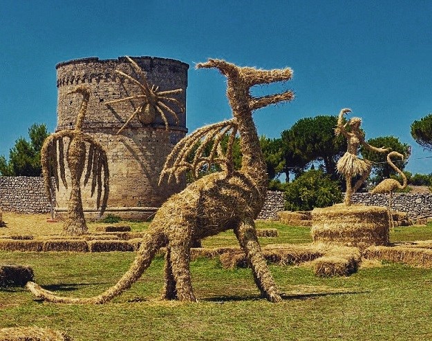 Zagreb dobiva skulpture od slame