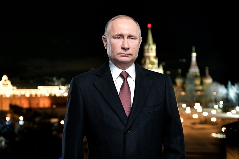 Putinov glasnogovornik: Putin je apsolutni prvak političkog Olimpa