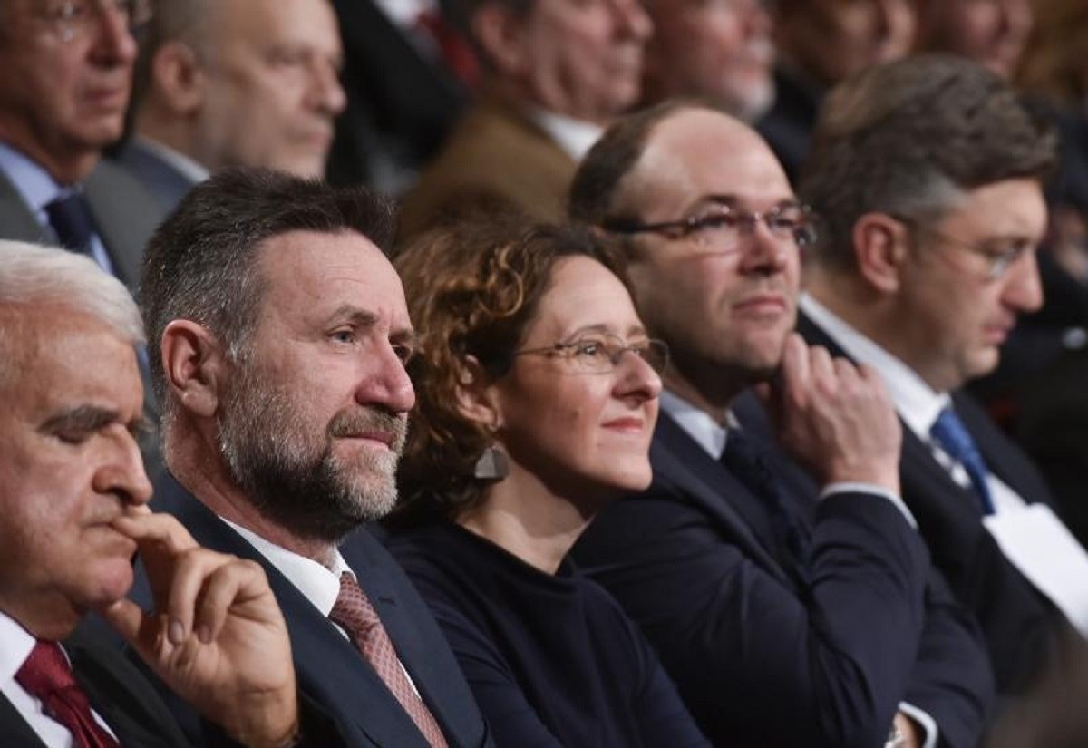 LICEMJERJE Plagijatoru Barišiću zdušno pljeskali u Matici hrvatskoj