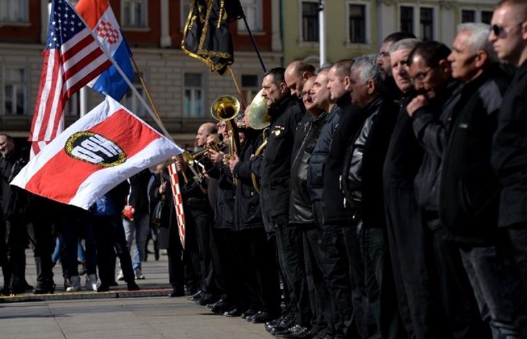 Dok ih Hrvatska pušta da marširaju, Njemačka se obračunava s neonacistima