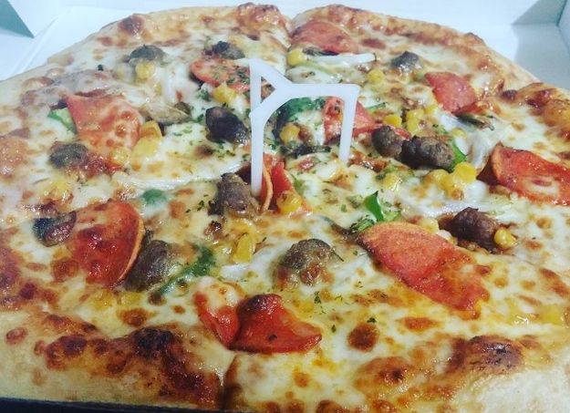 Evo čemu služi bijeli komad plastike koji dobijete uz pizzu