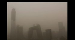 VIDEO Cijeli Peking i sjever Kine obavio gusti dim