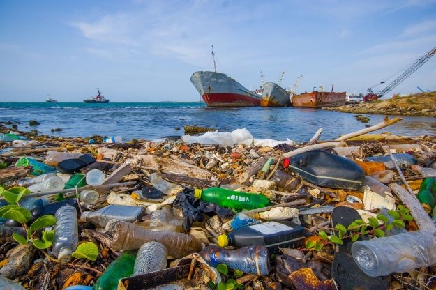 Plastika je glavni onečišćivač mora i oceana, a za razgradnju joj treba nekoliko stotina godina