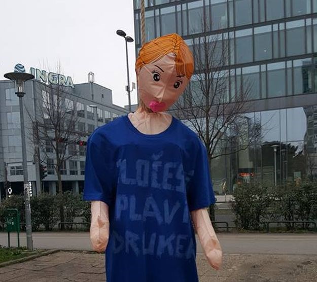 FOTO Obješena lutka Boysa pred ulazom u Boogaloo: "Smrt drukerima"