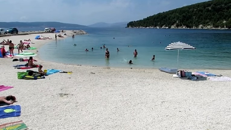 Upravni sud u Splitu srušio koncesiju za poznatu plažu: "S ovom presudom padaju sve koncesije na Jadranu"