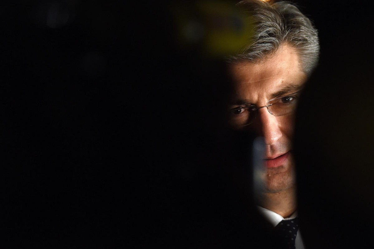 NOVA ANKETA HDZ ima najlošiji rejting od izbora, SDP pada, a HNS je najgori ikad. Živi zid raste