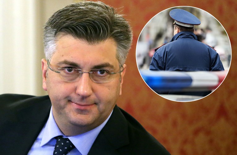 Na Facebooku objavio tuđe komentare o Plenkoviću, na vratima mu se pojavila policija