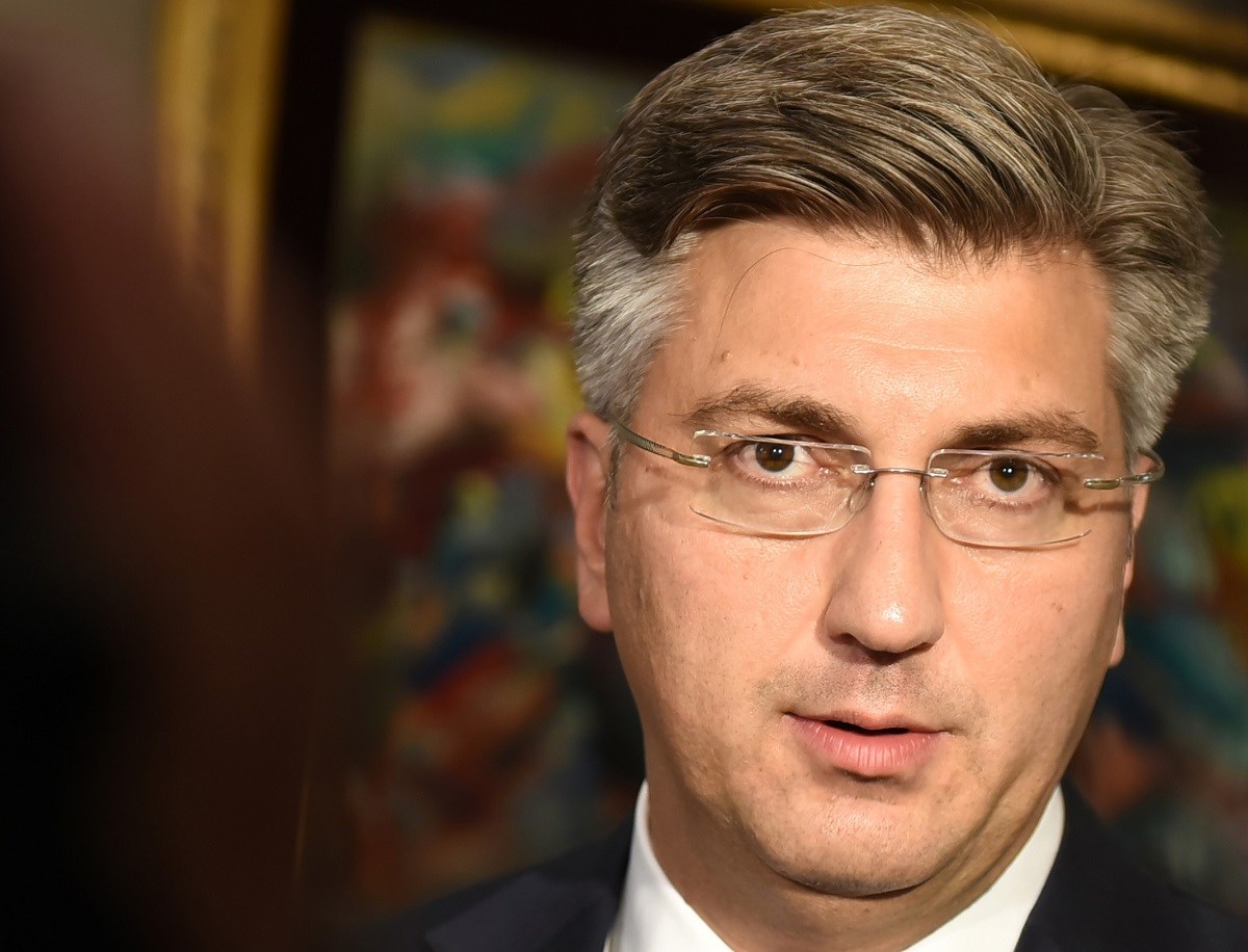 Plenković razgovarao s američkim potpredsjednikom pa se pohvalio trošenjem novca na vojsku