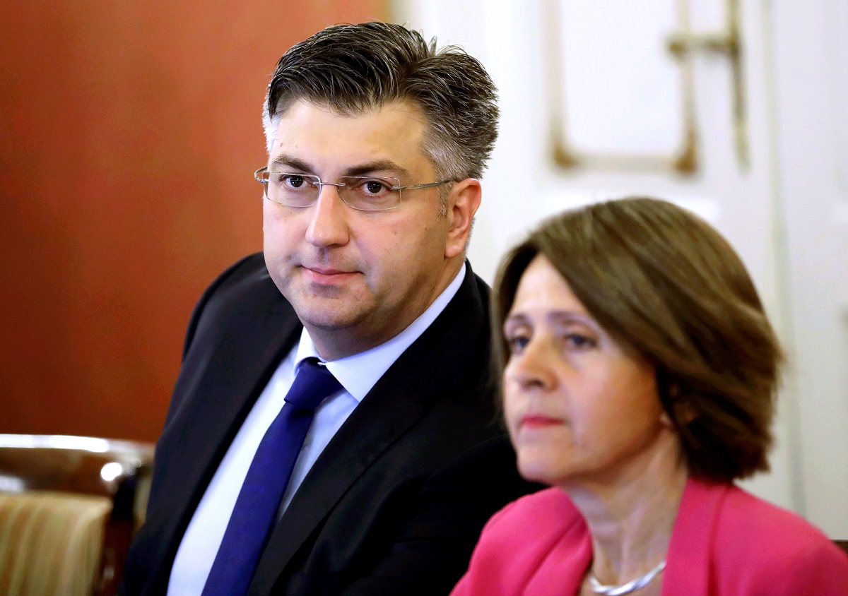 VLADA Više novca za umirovljenike, veterane i ratne avione