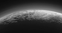 Zagonetka koja muči znanstvenike: Zašto površina Plutona izgleda poput ljuski zmaja?