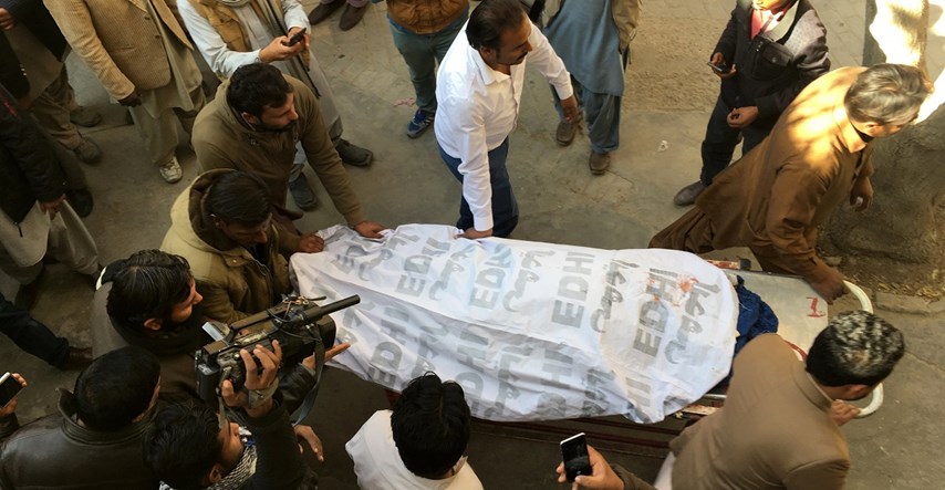 Najmanje 8 mrtvih u samoubilačkom napadu na crkvu u Pakistanu