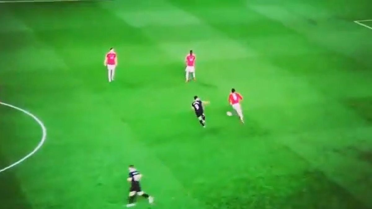 TRENUTAK KOJI JE OTKRIO SVU BIJEDU UNITEDA Pogledajte što rade Pogba i ostale Mourinhove zvijezde