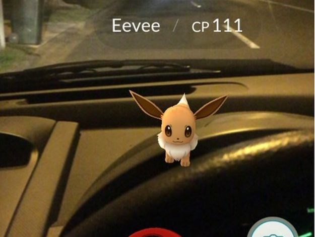 FOTO Vozači riskiraju živote zbog nove Pokemon igrice