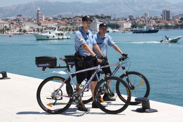 Ovo su splitski policajci na biciklima