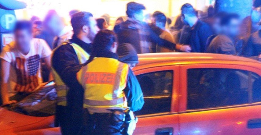 Iscurio policijski izvještaj paklene noći u Koelnu: Prestravljene žene bježale od nasilne gomile
